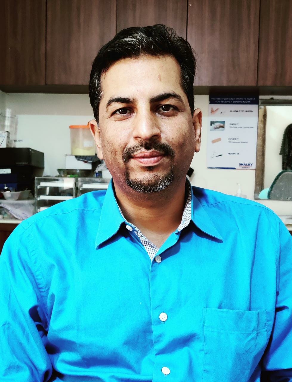 Dr. Vishal Hansrajani