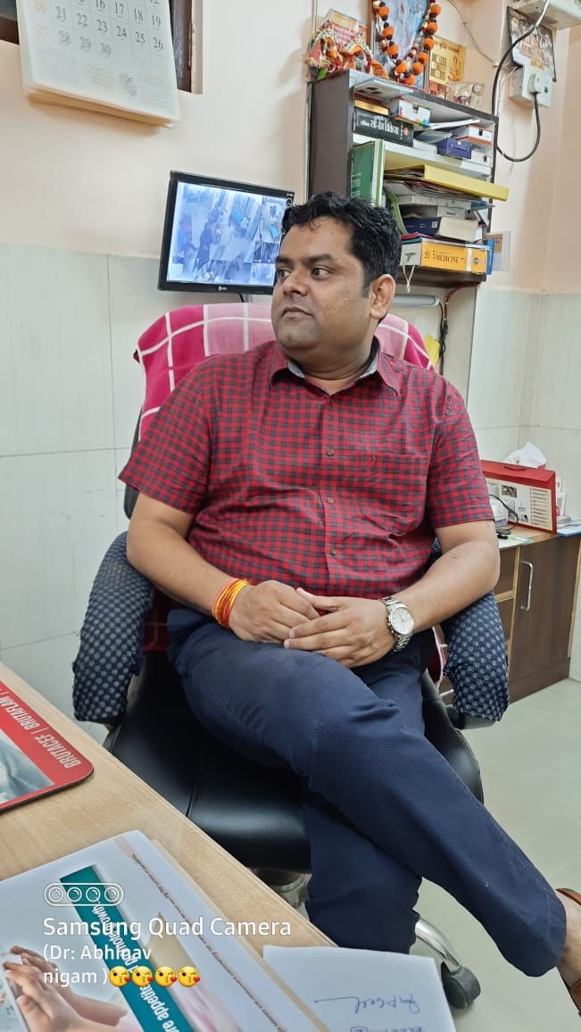 Dr. Abhinav Nigam