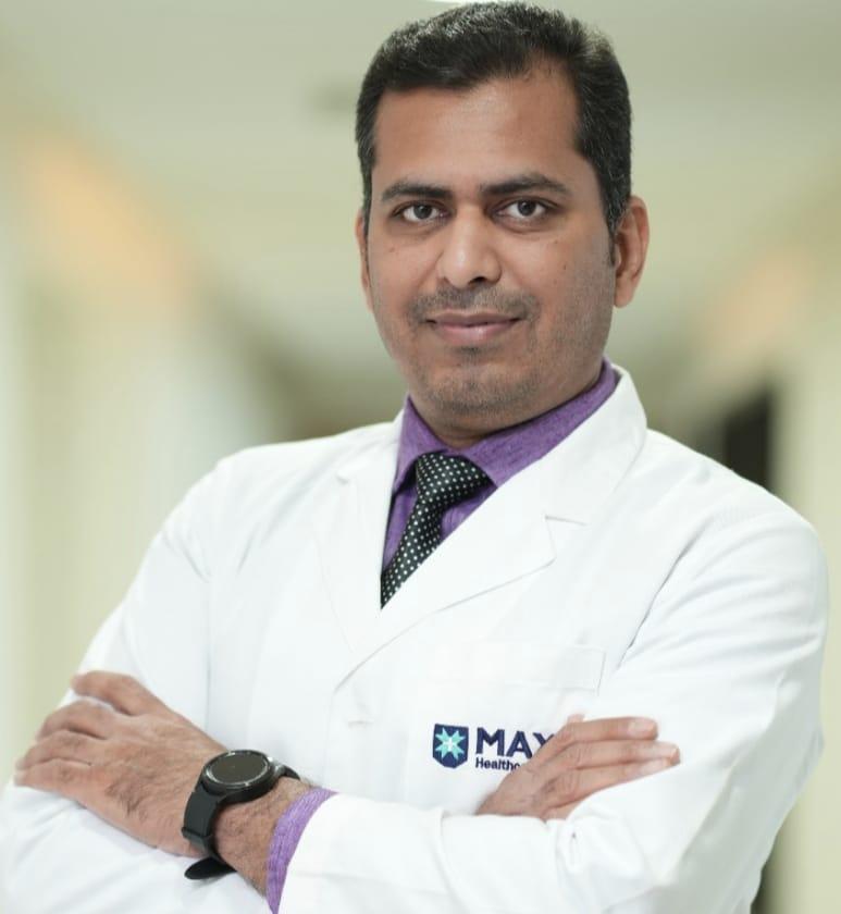 Dr. Arnav Bansal