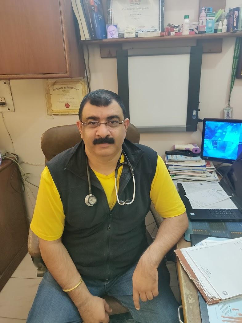 Dr. Nitul Thapar