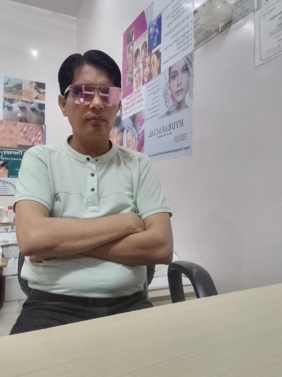Dr. Izharul Hasan