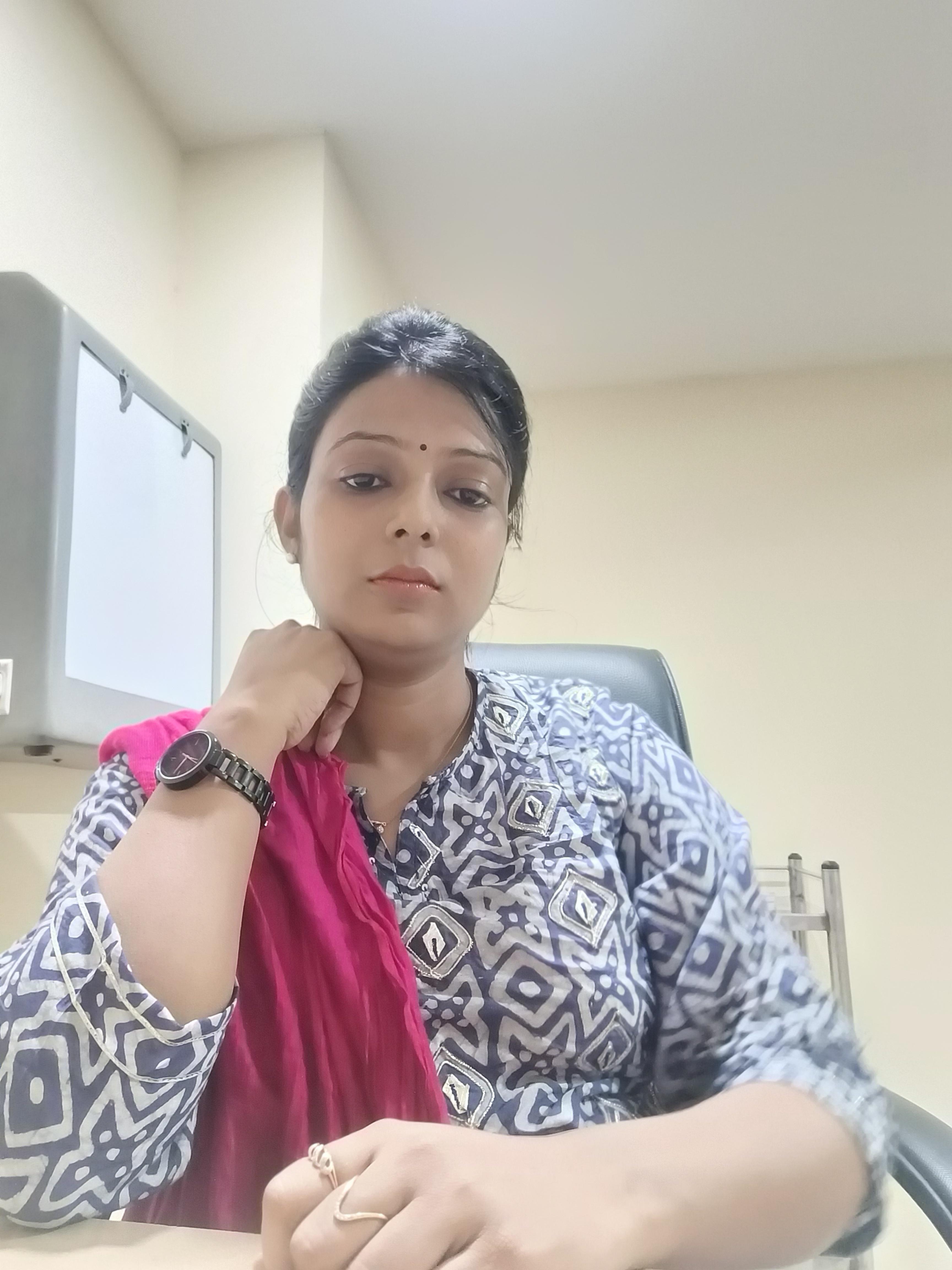 Dr. Priya Tiwari