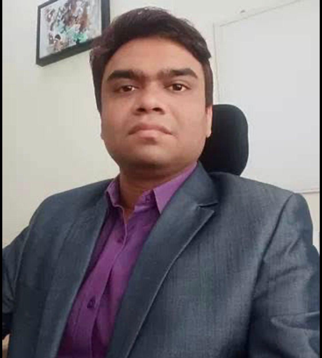 Dr. Mukesh Mahajan