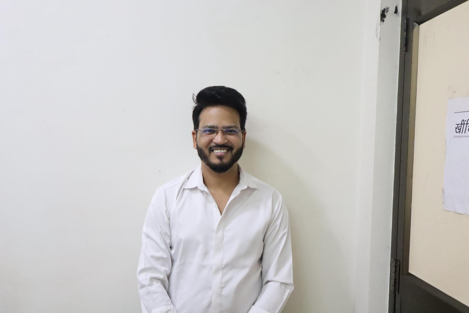 Dr. Ravi Kumar
