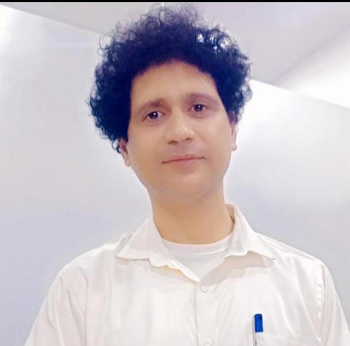 Dr. Vikas Yadav