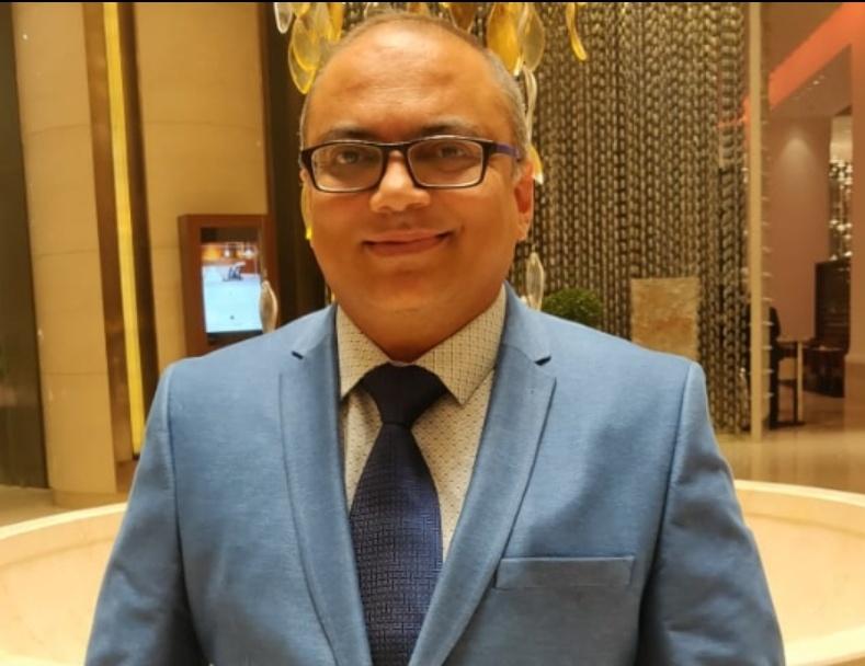 Dr. Himanshu Kelkar