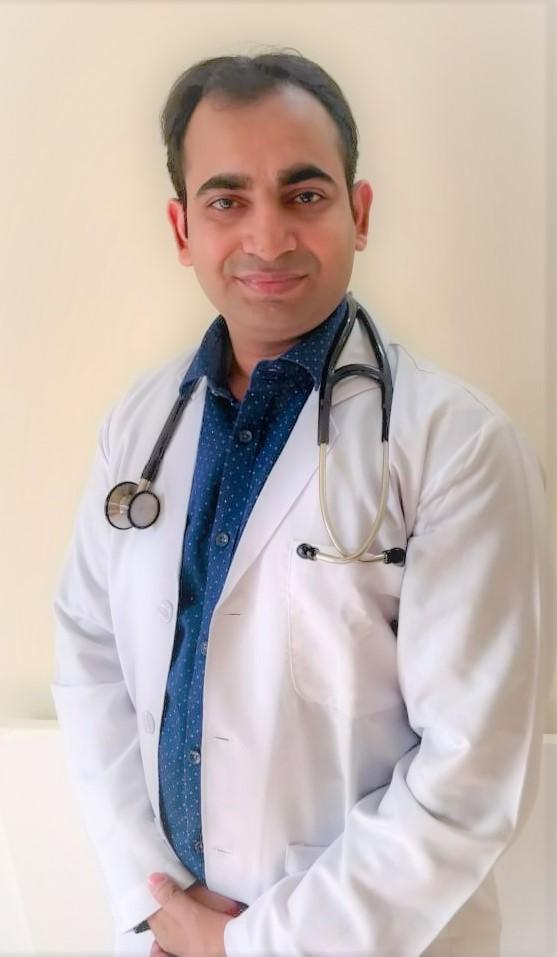 Dr. Nitesh Pansari