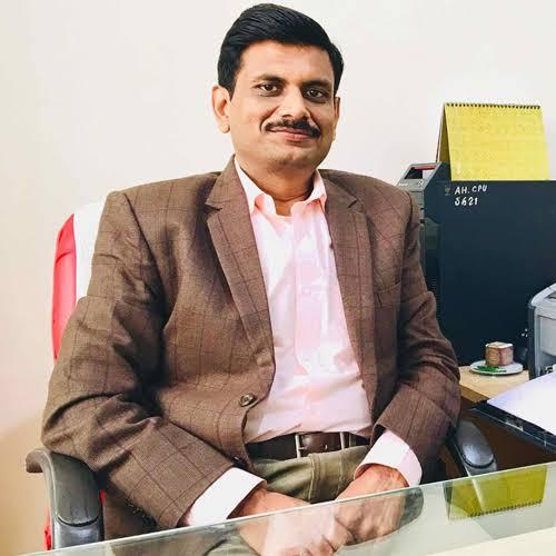 Dr. Pawan Gupta