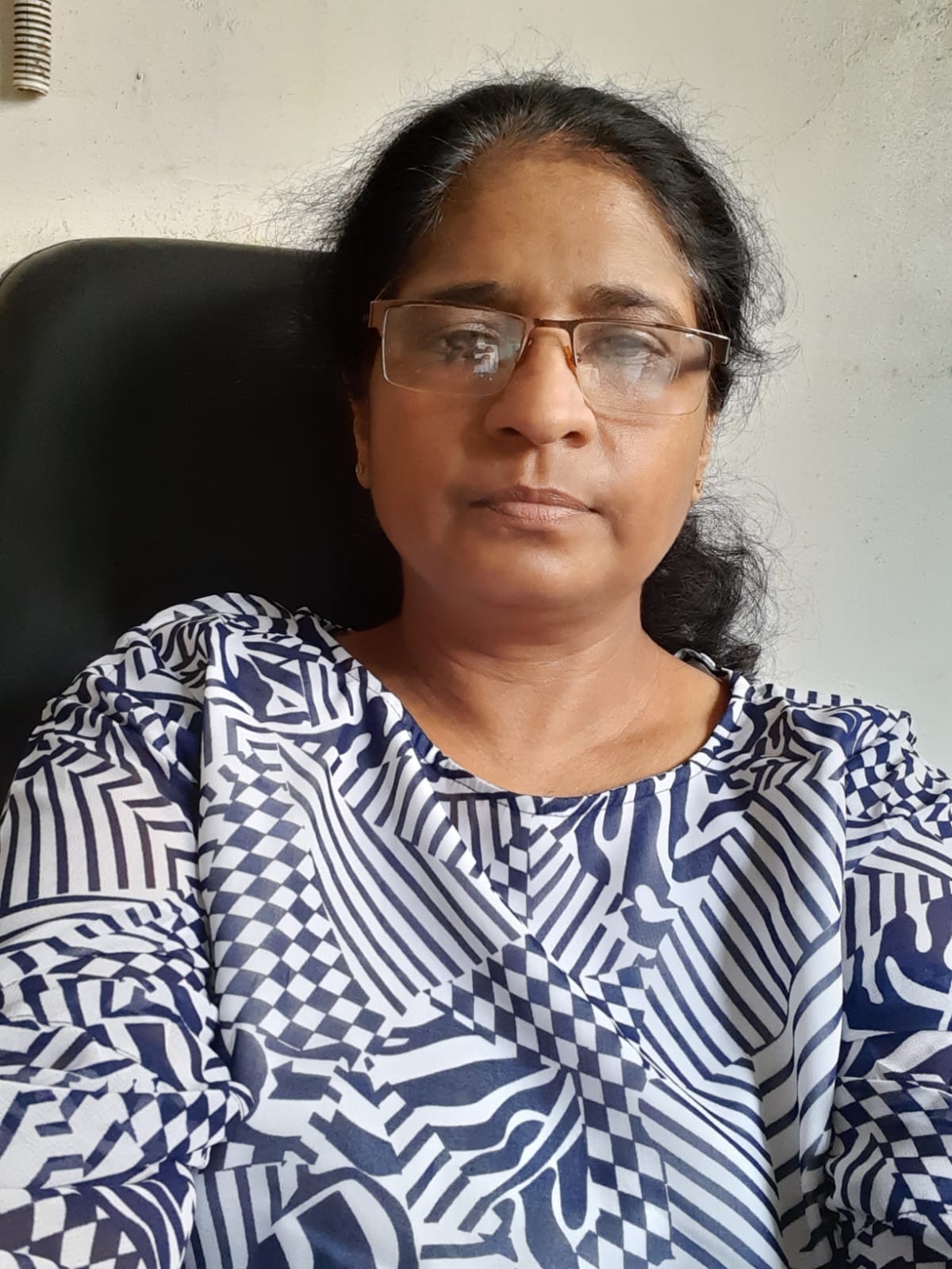 Dr. Smita Dwivedi