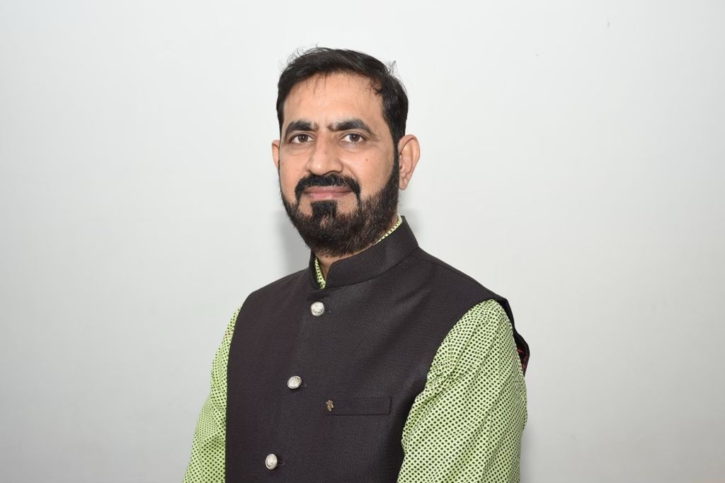 Dr. Jayesh Sonvani