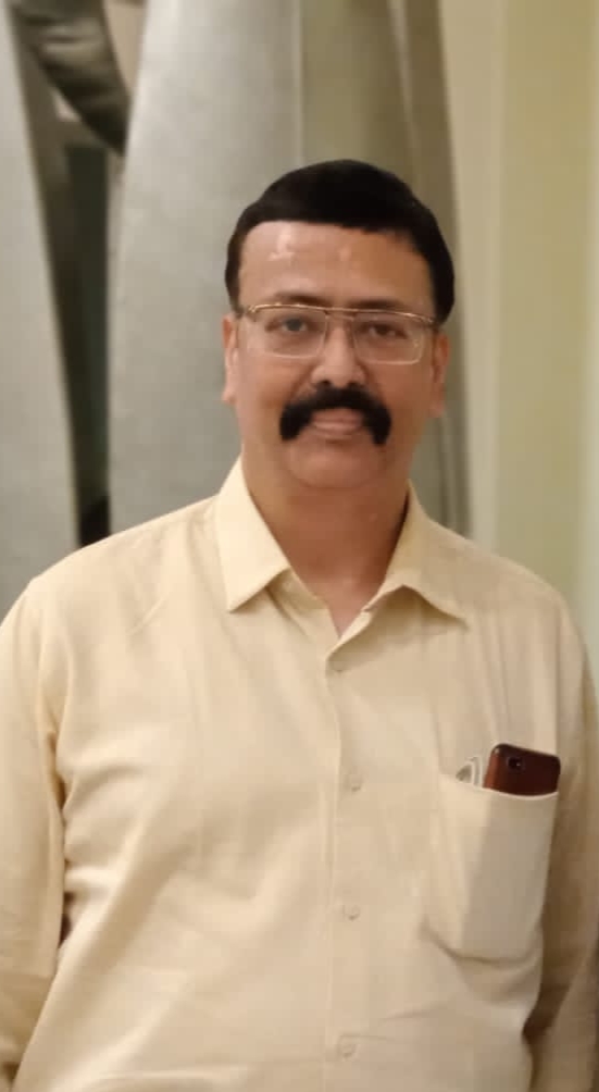 Dr. Vimal Saxena