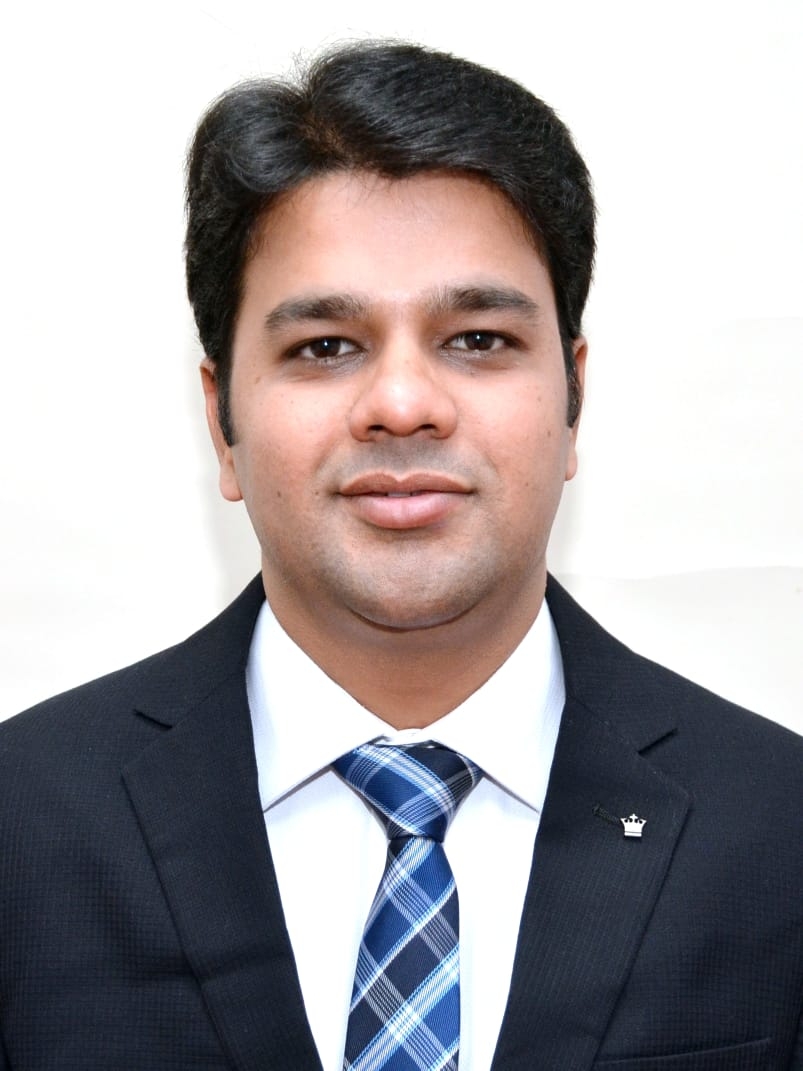 Dr. Nikesh Jain