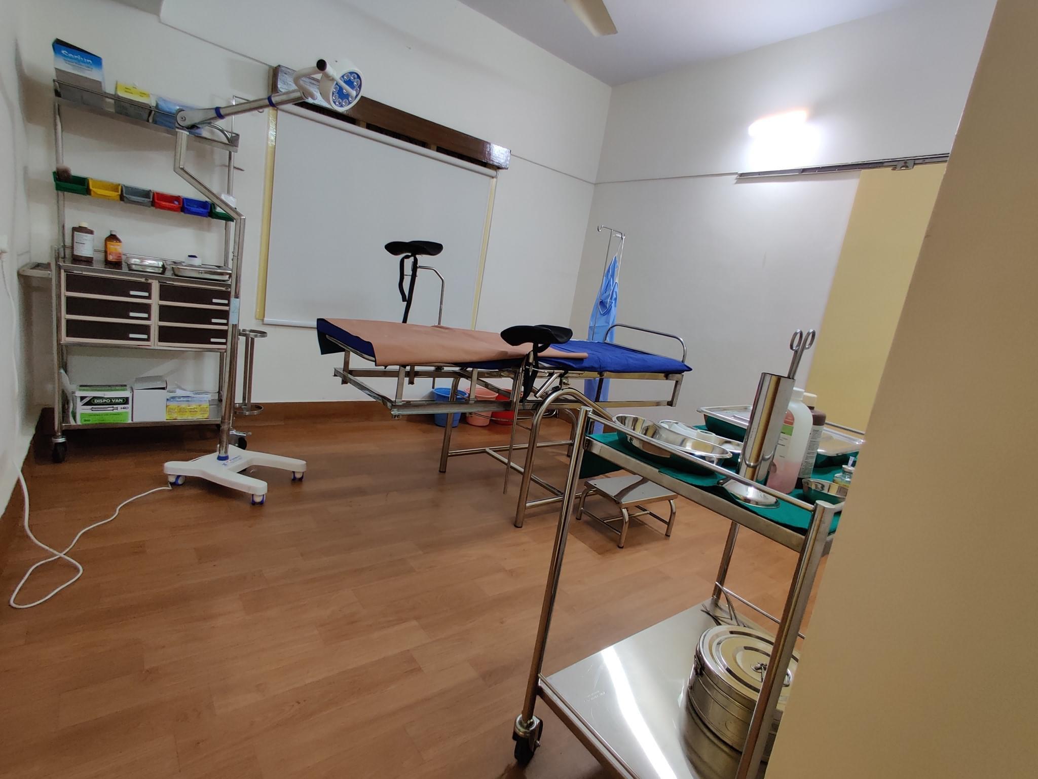 Interior view photo of SUSHRUTHA MULTISPECIALITY AYURVEDIC CLINIC - Photo 2 at bangalore 560041