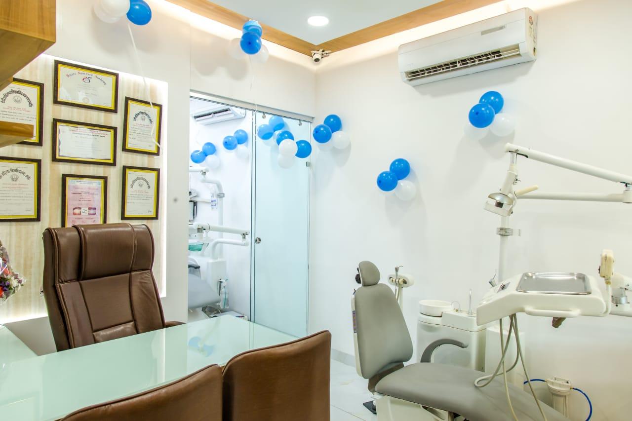 Interior view photo of Pandey Dental Clinic And Implant Center - Photo 2 at indore 452003
