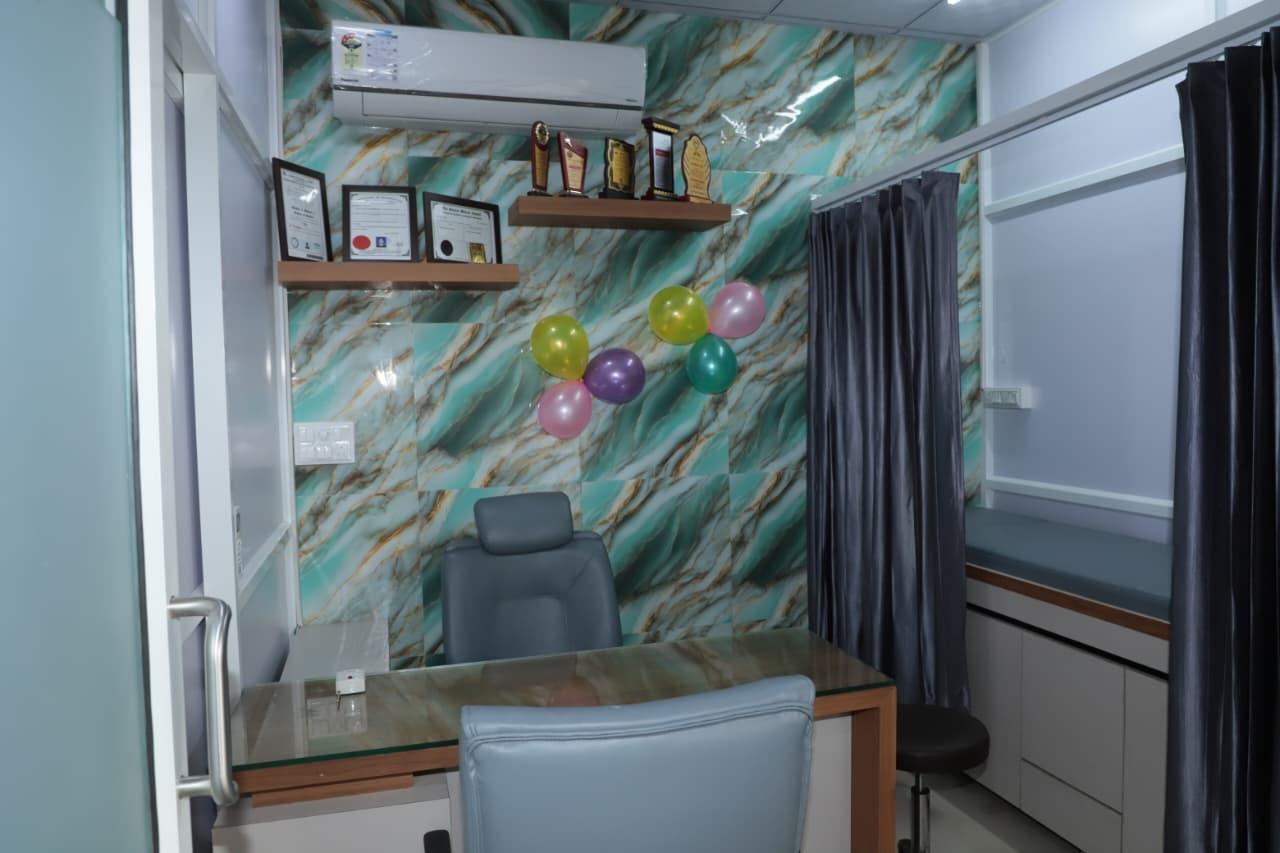 Interior view photo of ZAINAB SURGICAL HOSPITAL - Photo 2 at ahmedabad 380055