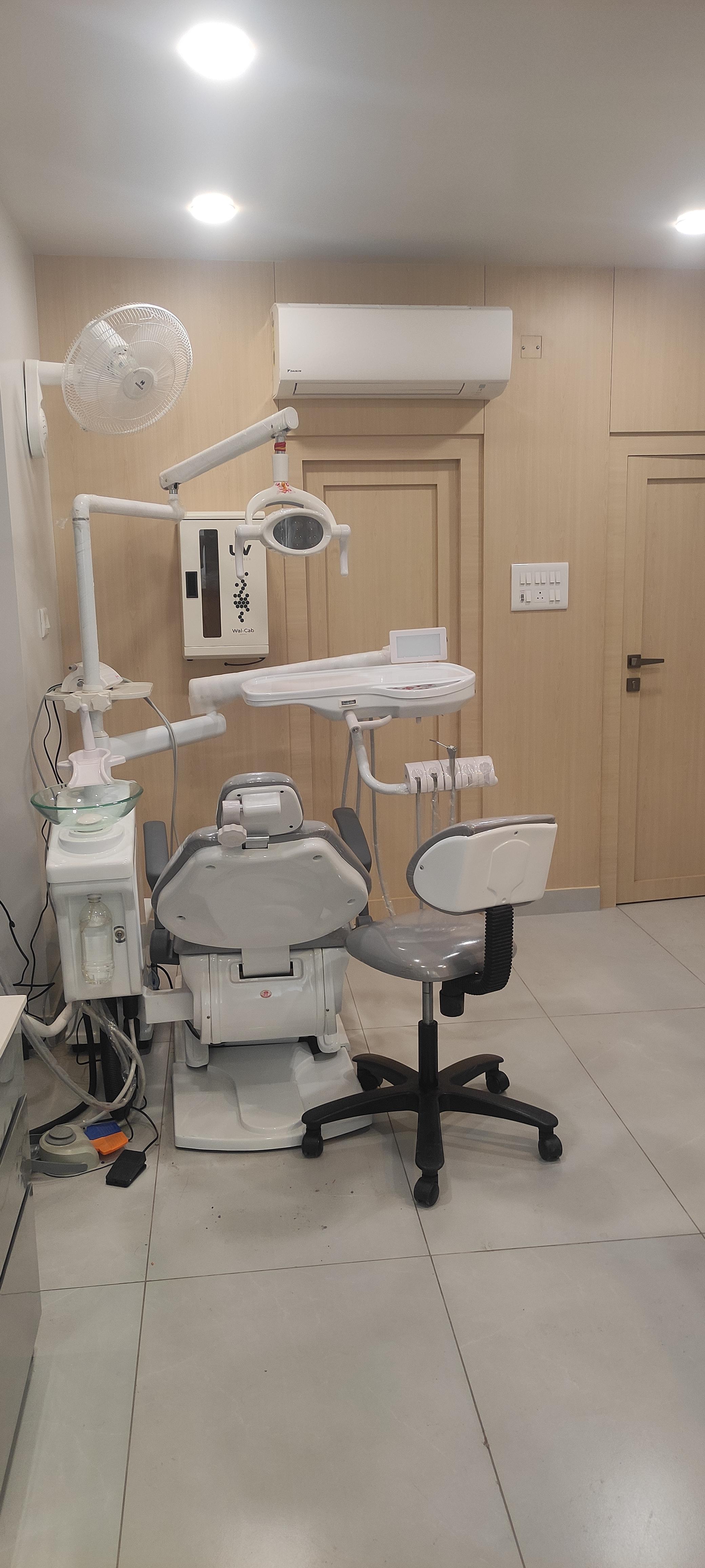 Interior view photo of Modeltown Dental - Photo 2 at Not Available 110009