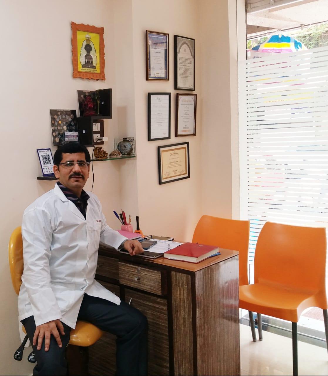 Interior view photo of Smiles 4 U Speciality Dental Implant Centre - Photo 2 at mumbai 400067