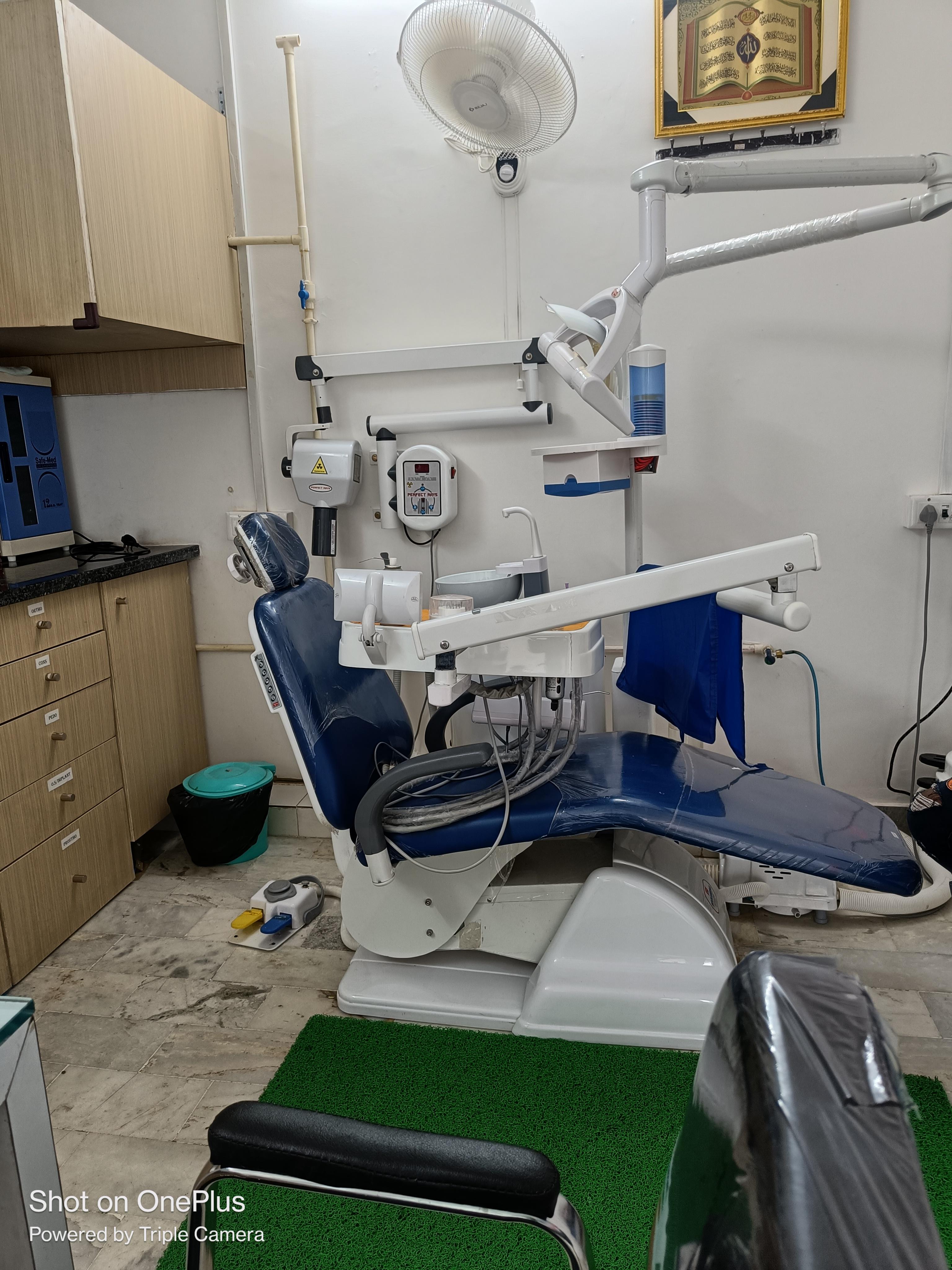 Interior view photo of Anabiya Dental Care - Photo 2 at lucknow 226021
