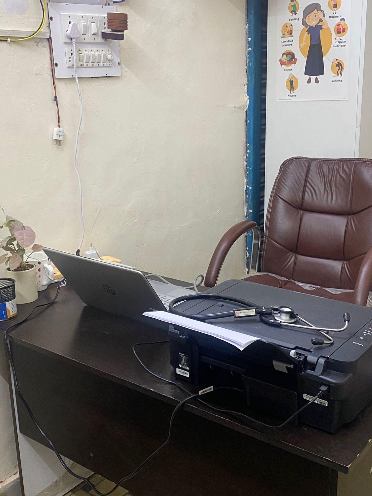 Interior view photo of Dr. Vikrant's Clinic - Photo 2 at noida 201304