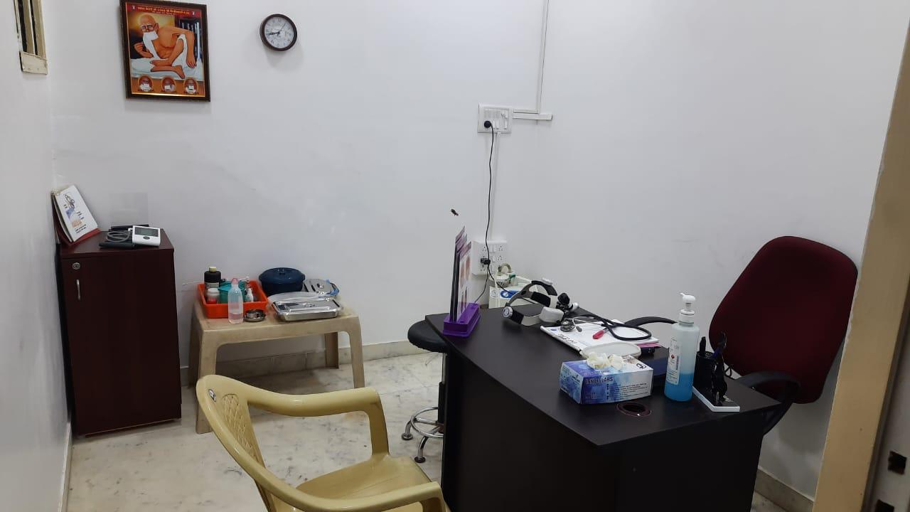 Interior view photo of Mylai Shiva ENT Clinic - Photo 2 at chennai 600004