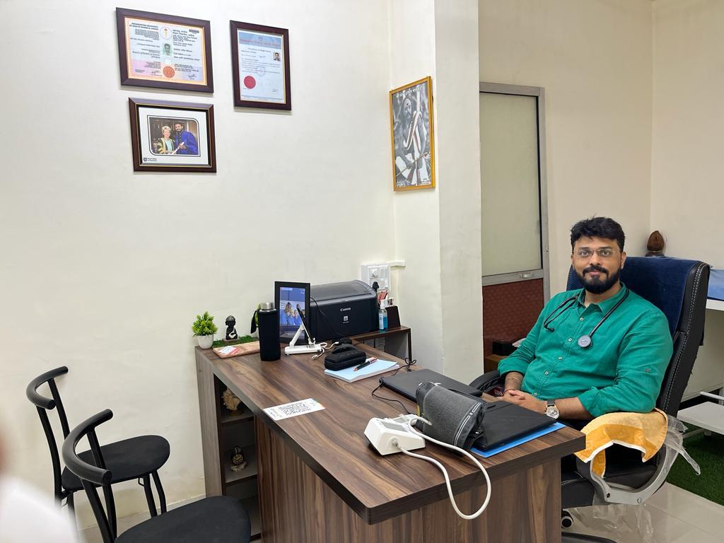 Interior view photo of Dr.Dhamankar's Diabetes and speciality clinic - Photo 3 at dombivli 421201