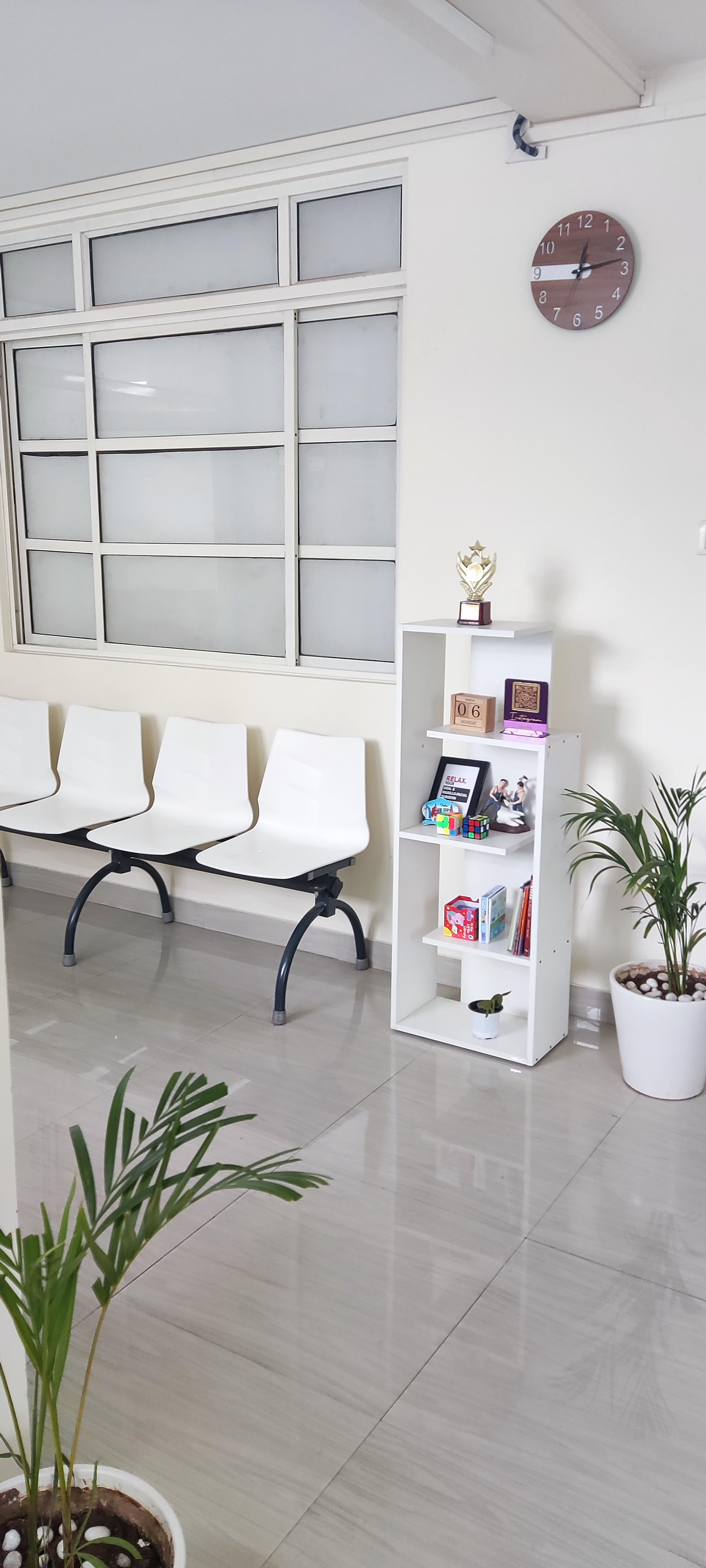 Clinic signage photo of Dr Majaw's Dental , Maxillo-facial Surgery & Impla - Photo 1 at shillong 793021