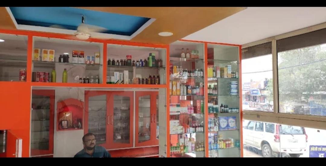 Interior view photo of Mangalam Polyclinic - Photo 2 at gwalior 474004