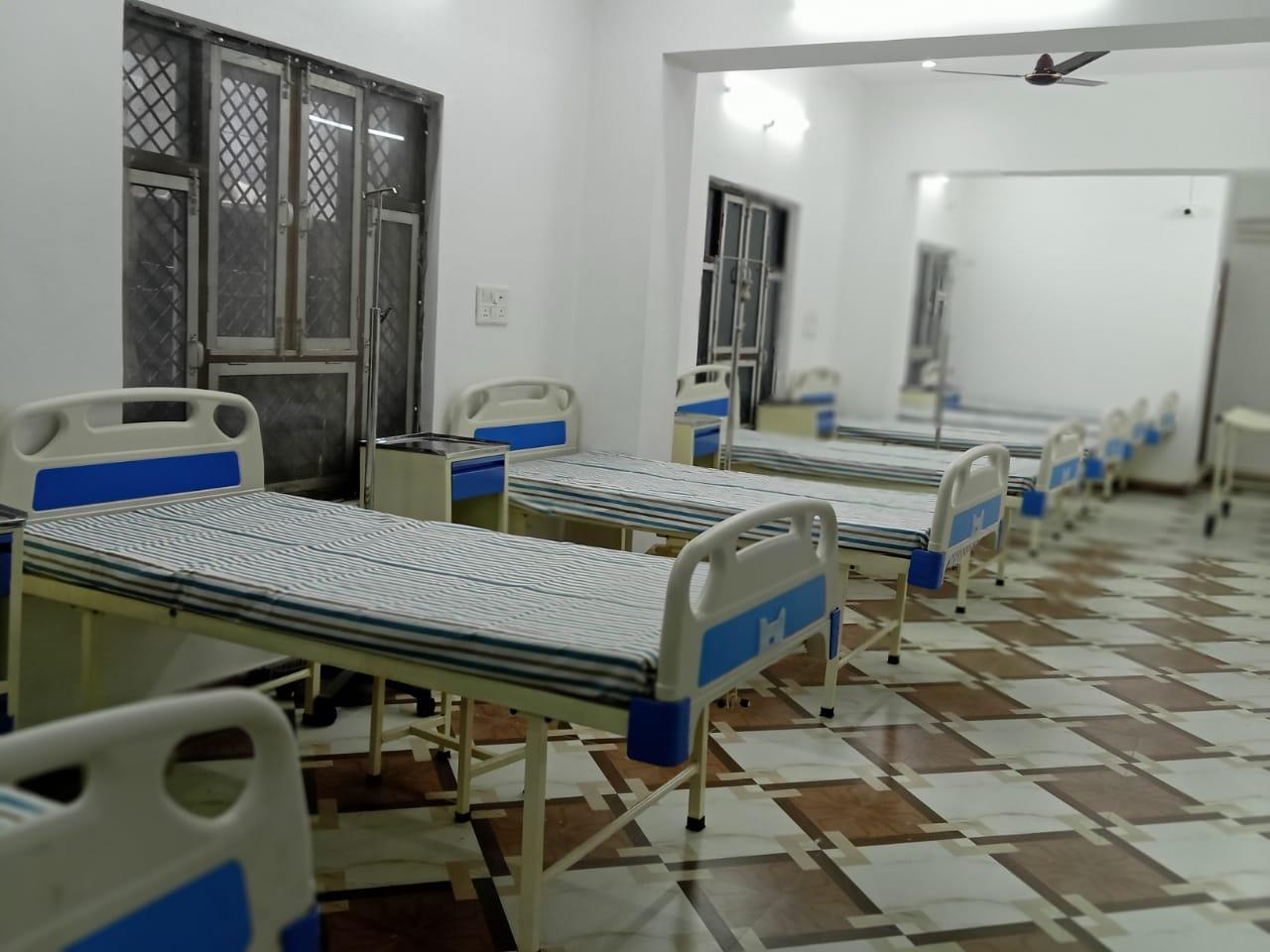 Interior view photo of Gayatri Hospital And Ortho Centre - Photo 2 at Not Available 225001