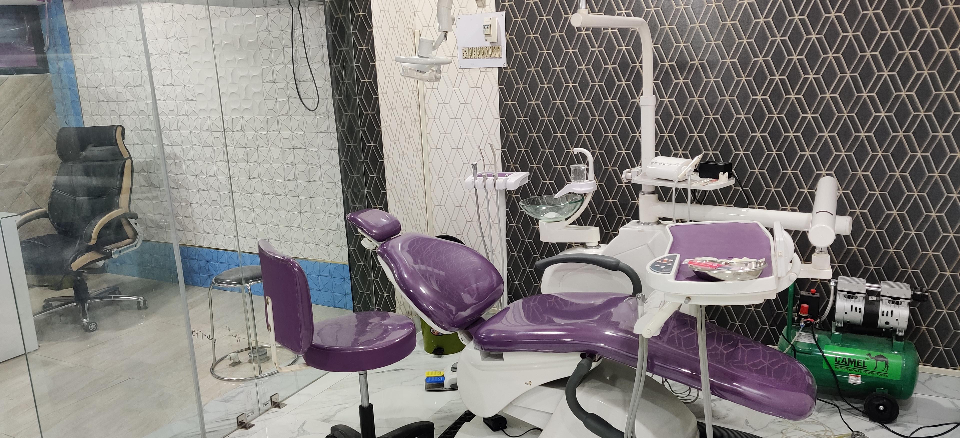 Interior view photo of Dr Ujjwal's Dental Care & Implant Centre - Photo 3 at jamshedpur 831005