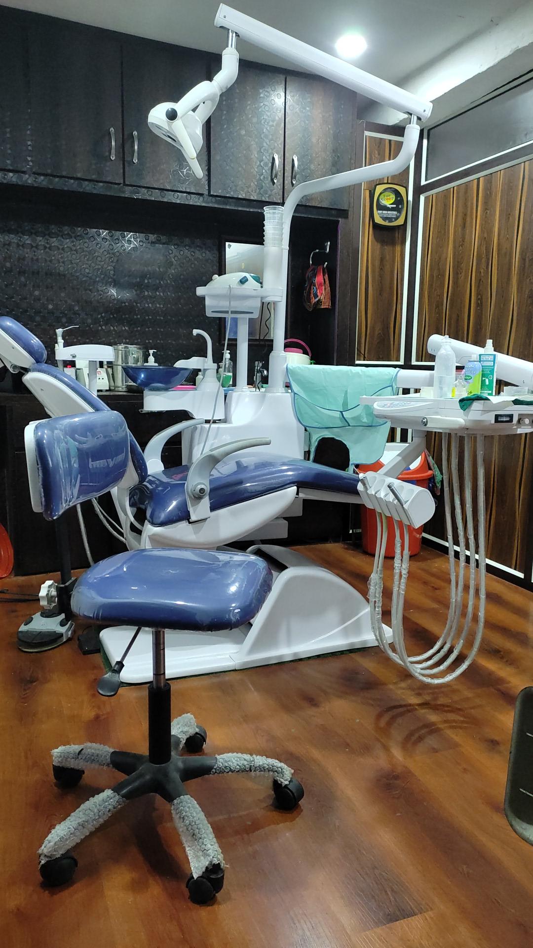 Interior view photo of Health View Dento Care - Photo 2 at Arwin 192232