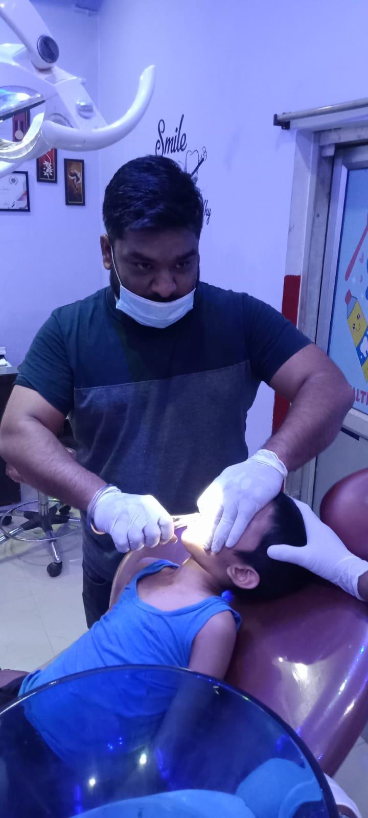 Patient consultation experience photo of SS DENTAL CARE - Photo 3 at na 814133