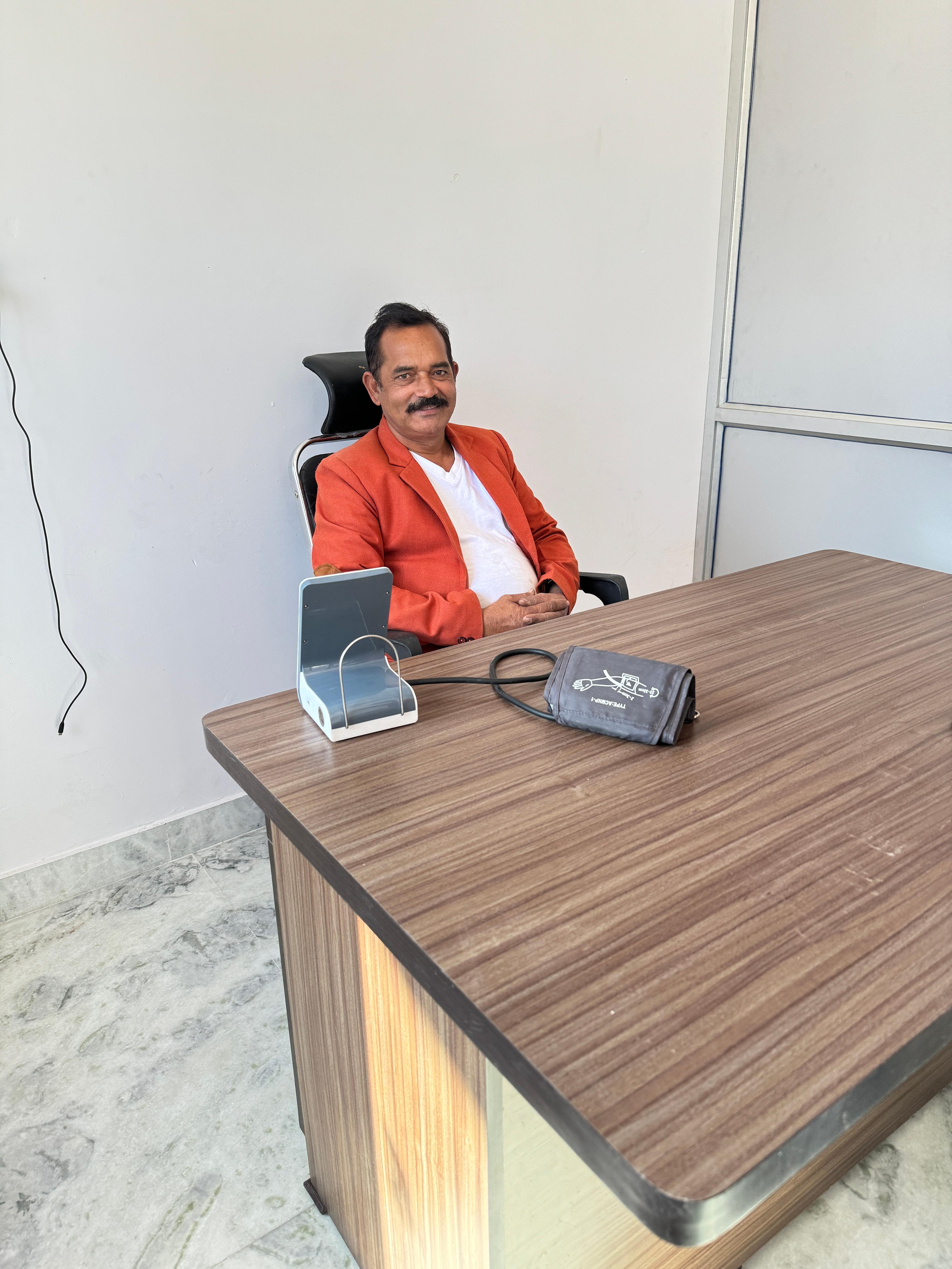 Interior view photo of Leelawati clinic - Photo 2 at na 313324