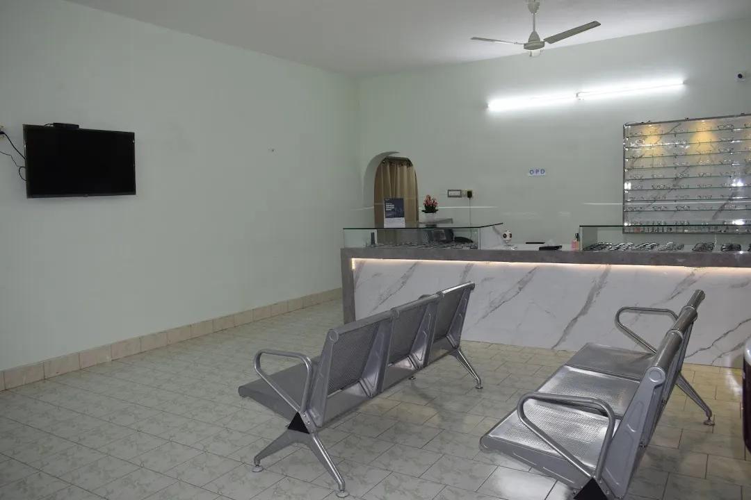 Interior view photo of Sarva Nethralaya retina and eye hospital - Photo 3 at ongole 523001