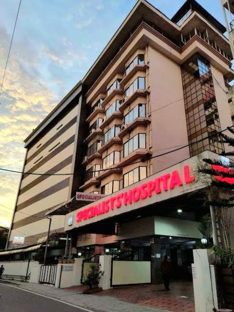 Clinic signage photo of Specialists hospital Ernakulam - Photo 1 at ernakulam 682018