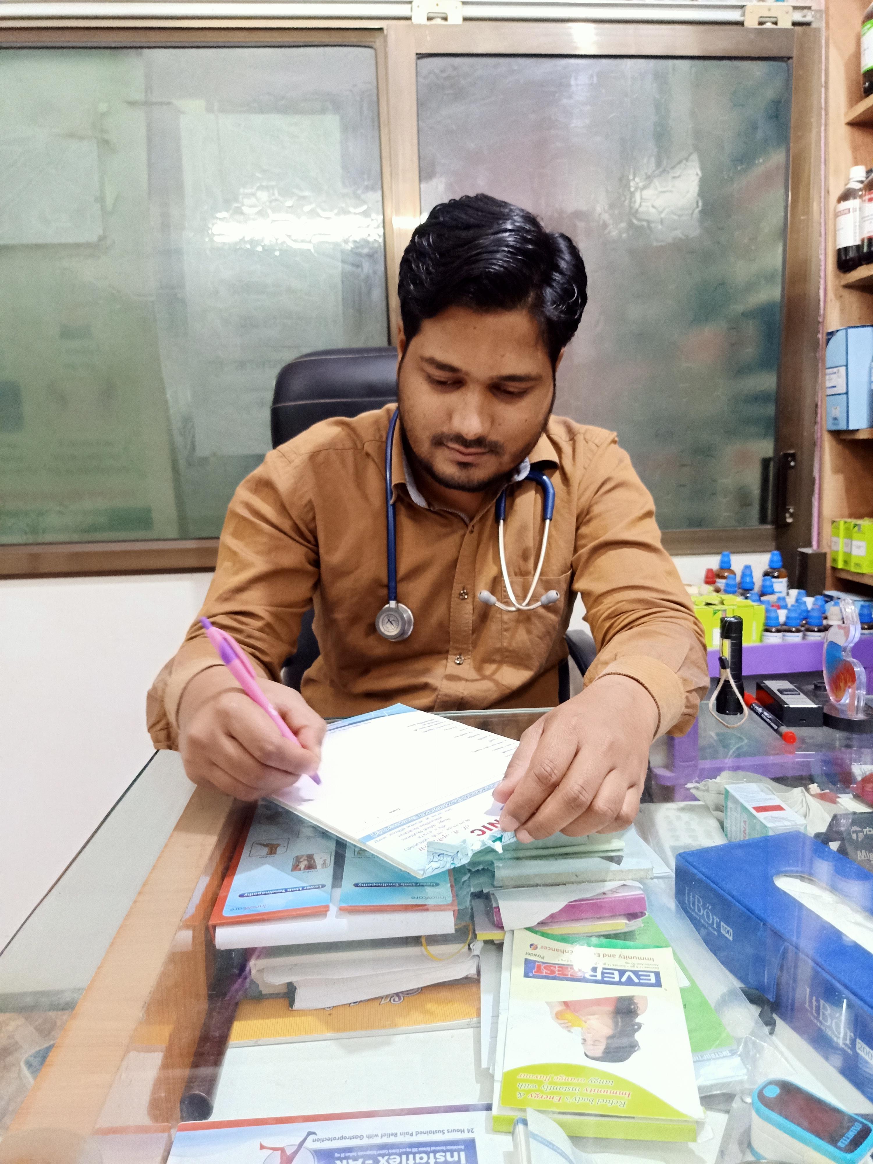 Clinic signage photo of HAYAT CLINIC - Photo 1 at Barsi Takli 444401