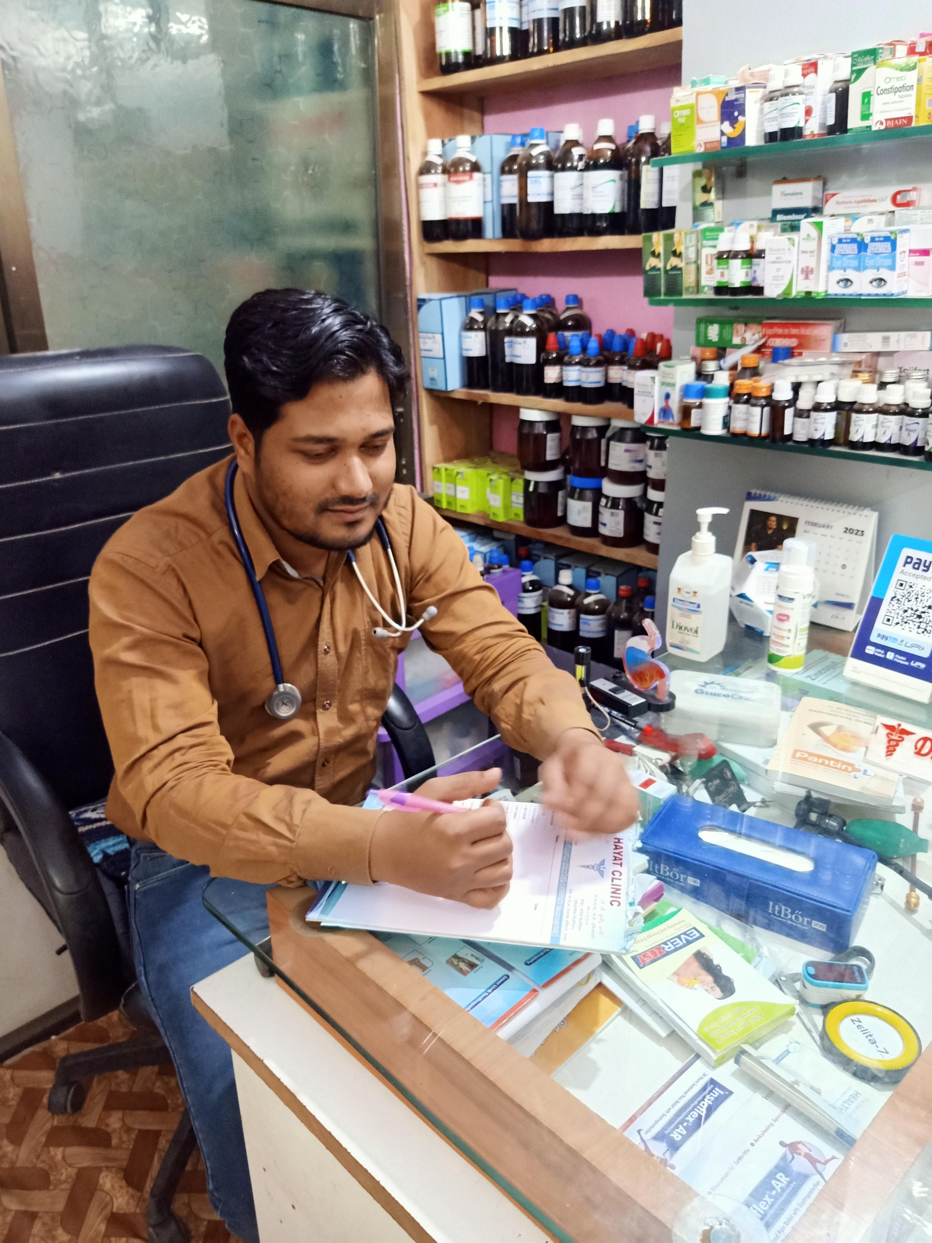 Interior view photo of HAYAT CLINIC - Photo 2 at Barsi Takli 444401