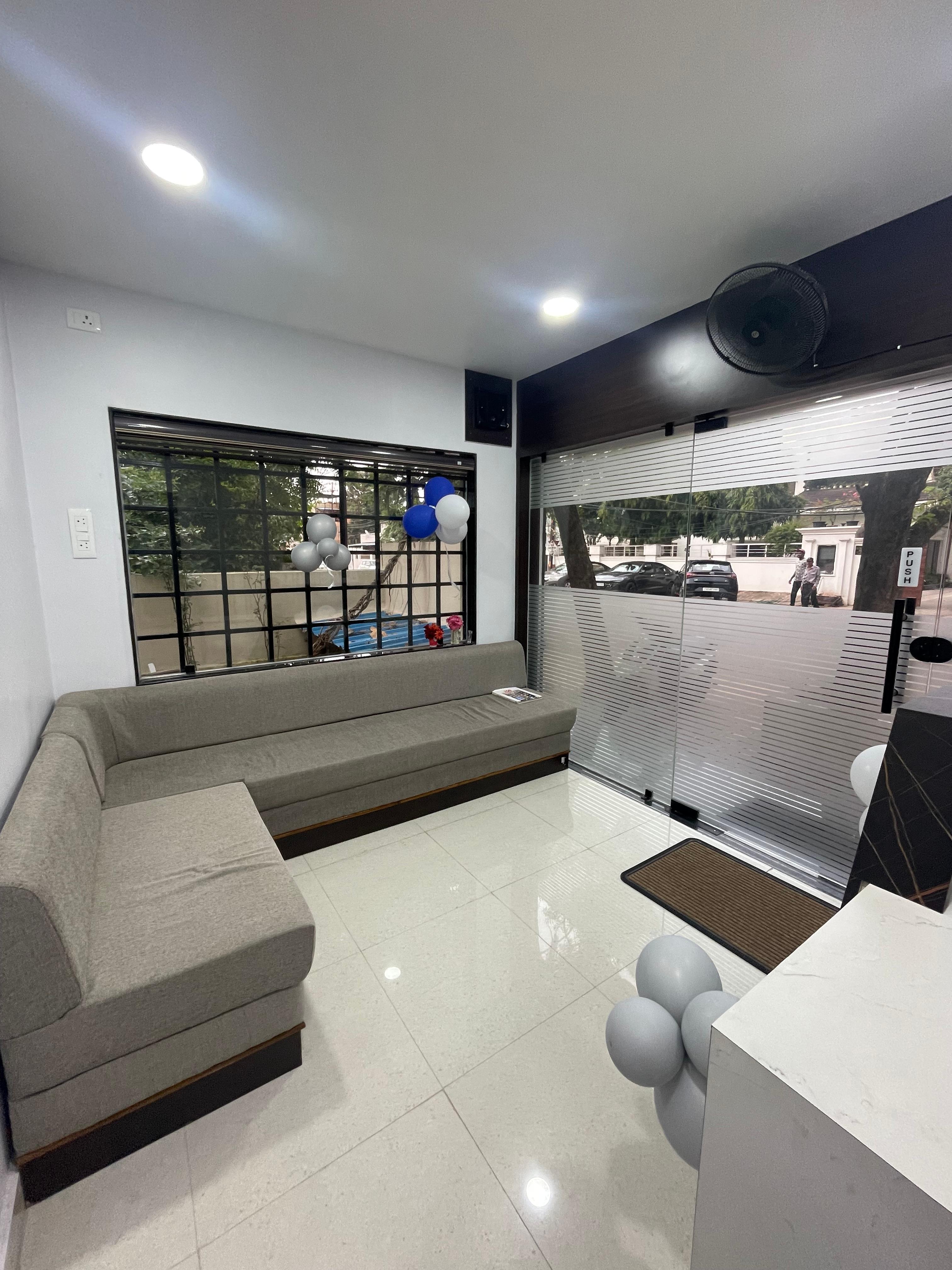 Interior view photo of Flosswork dental clinic - Photo 3 at Not Available 492001