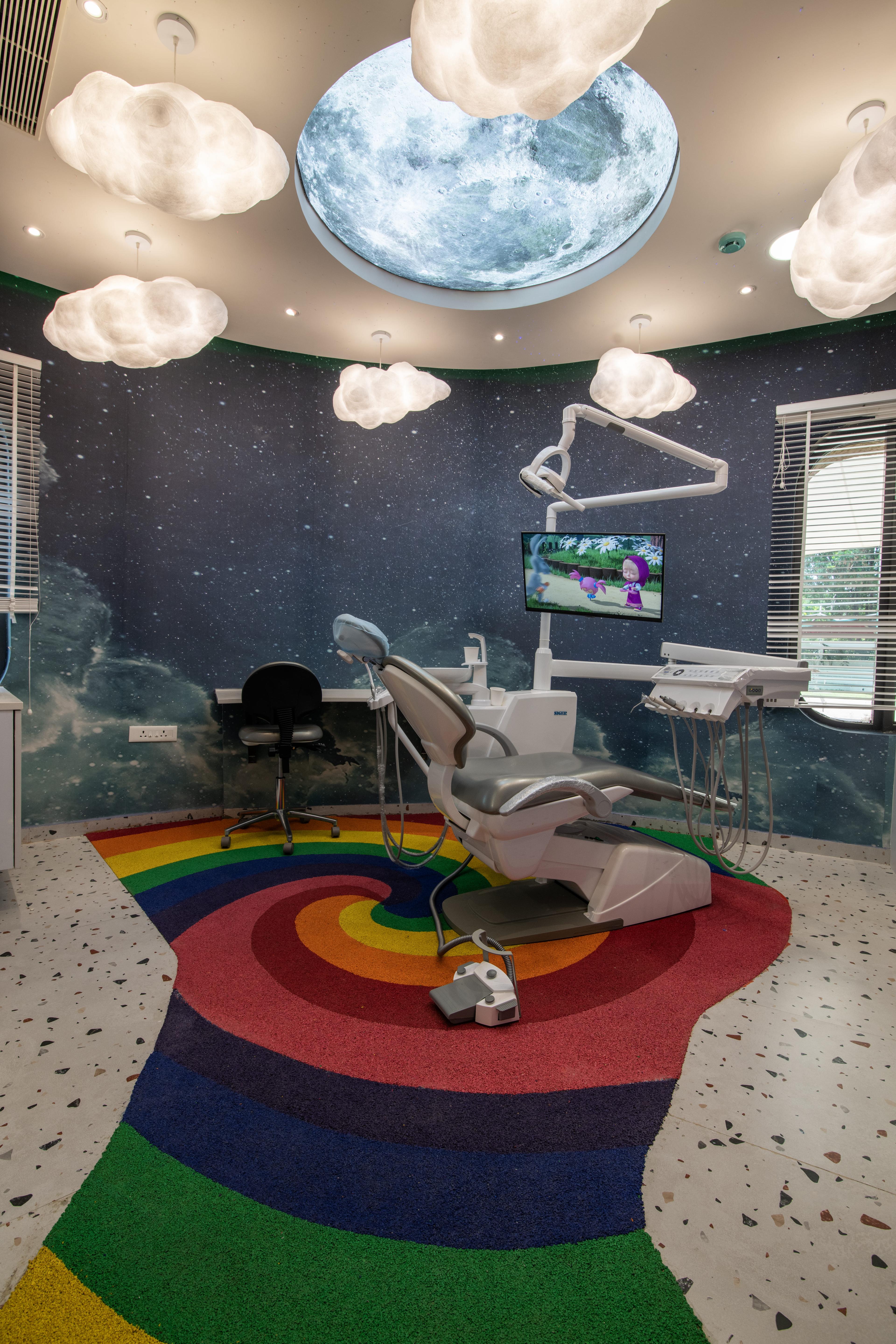 Interior view photo of HealthLand Clinic - Photo 2 at bangalore 560066