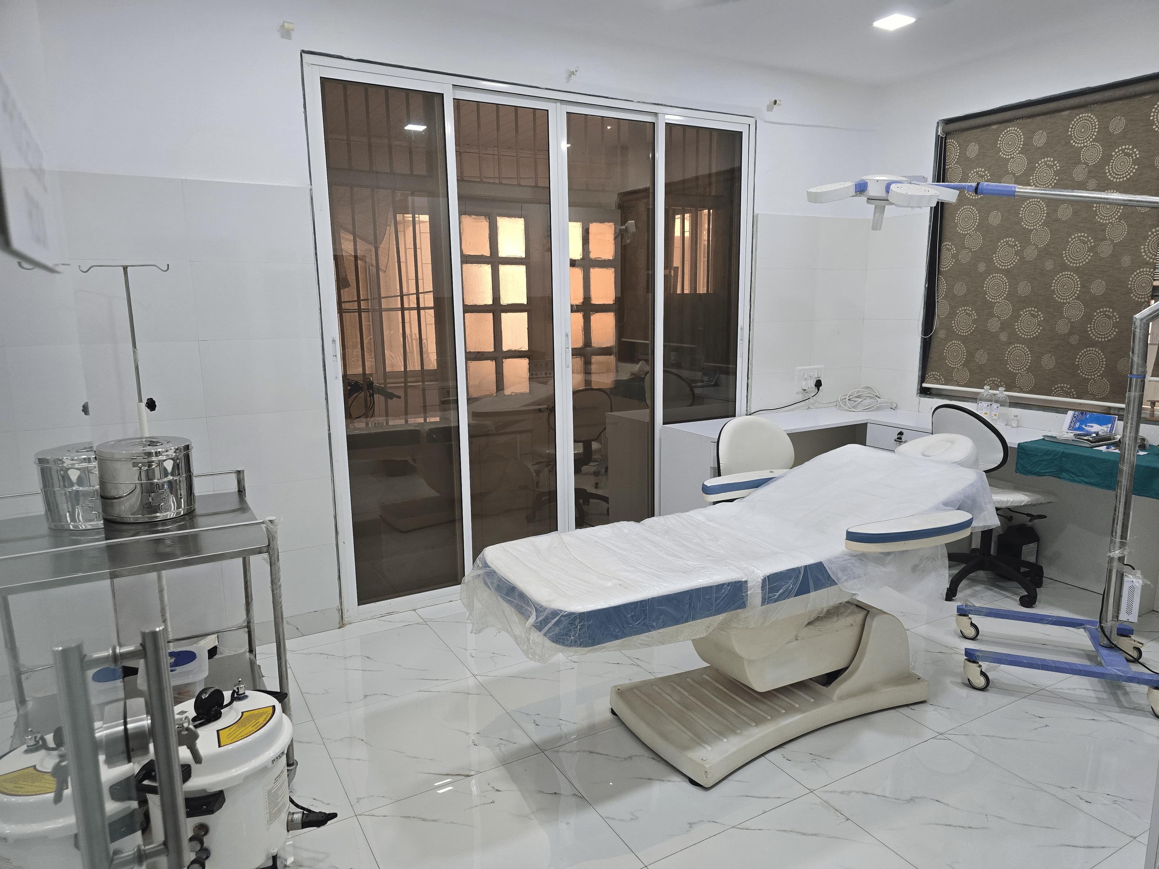 Interior view photo of Balegar 's Skin and hair clinic - Photo 2 at davangerė 577004