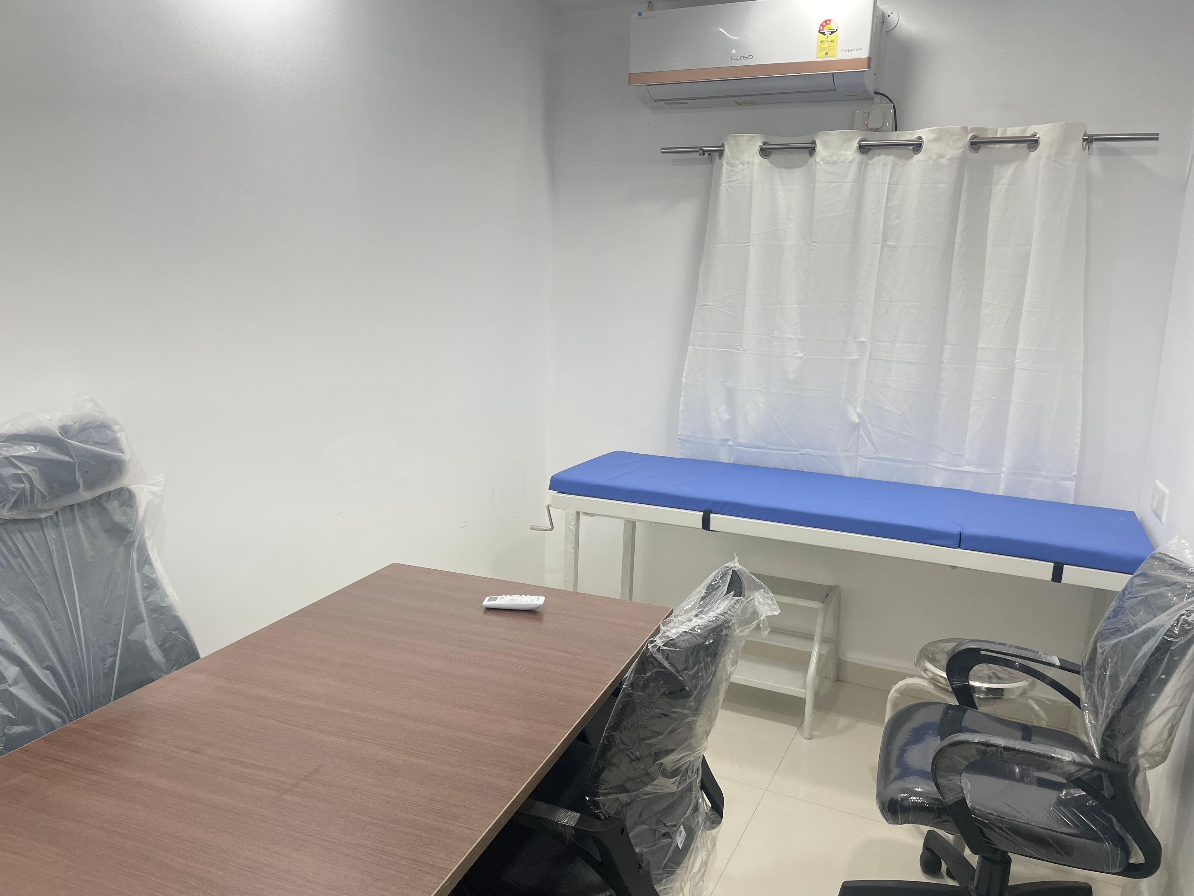 Interior view photo of Dr Pradeep’s Chest Clinic - Photo 3 at hyderabad 500075
