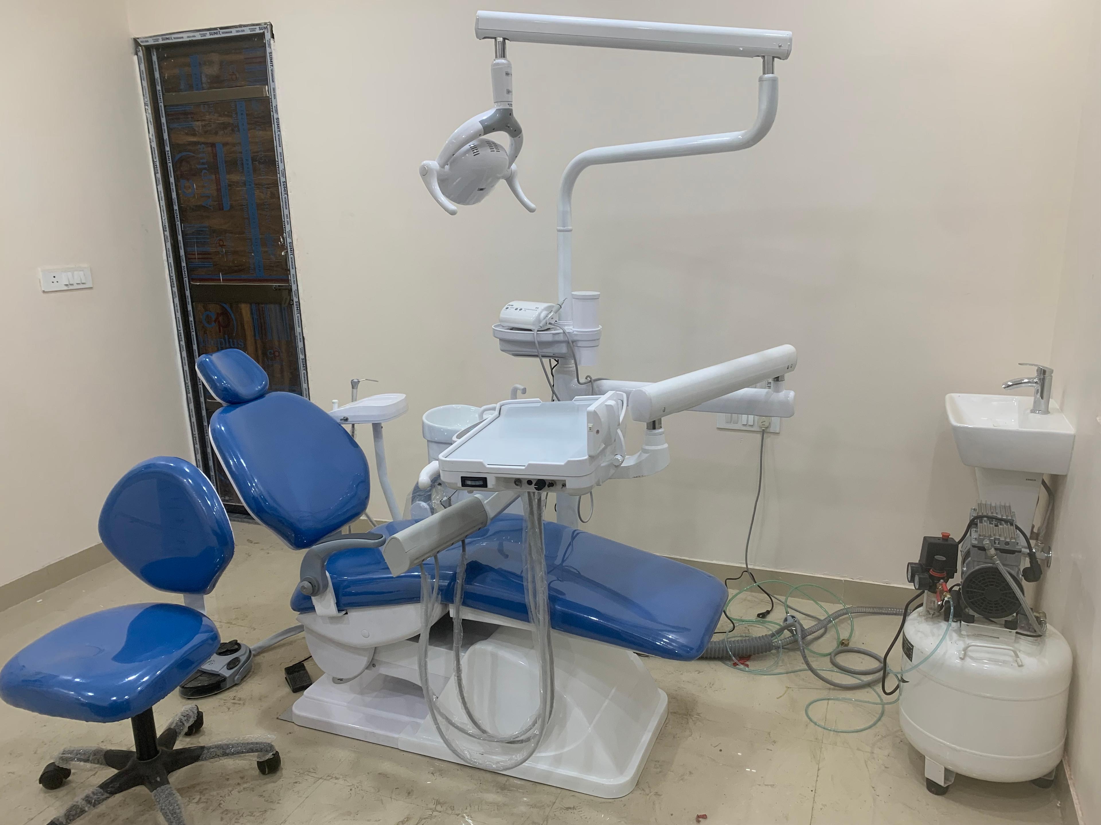Interior view photo of EYEDENT HOSPITAL - Photo 3 at Mohanbariam 847239