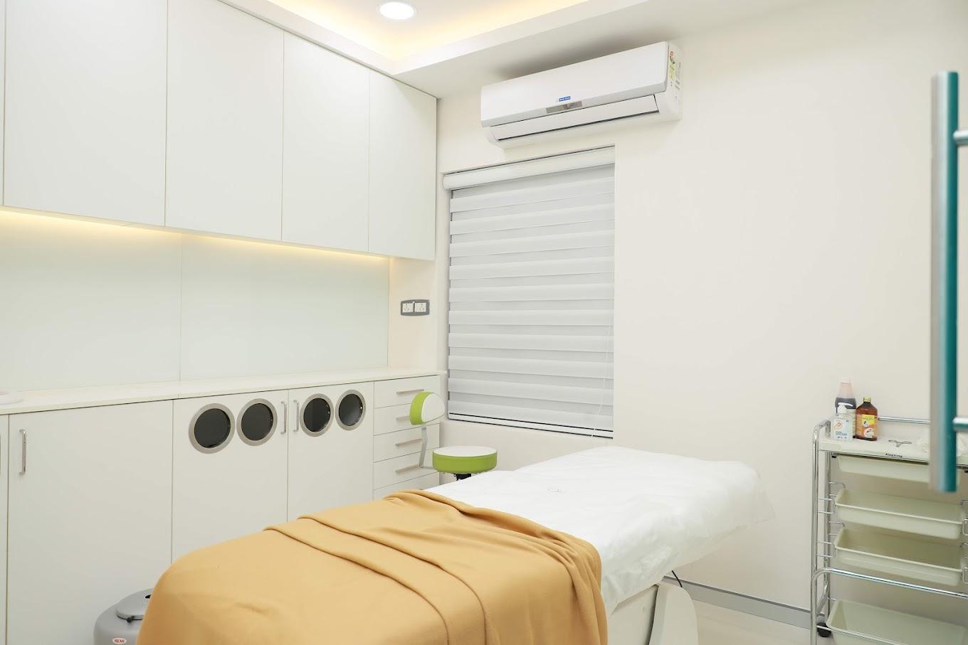 Interior view photo of Oliva Clinic Koramangala - Photo 2 at bengaluru 560095