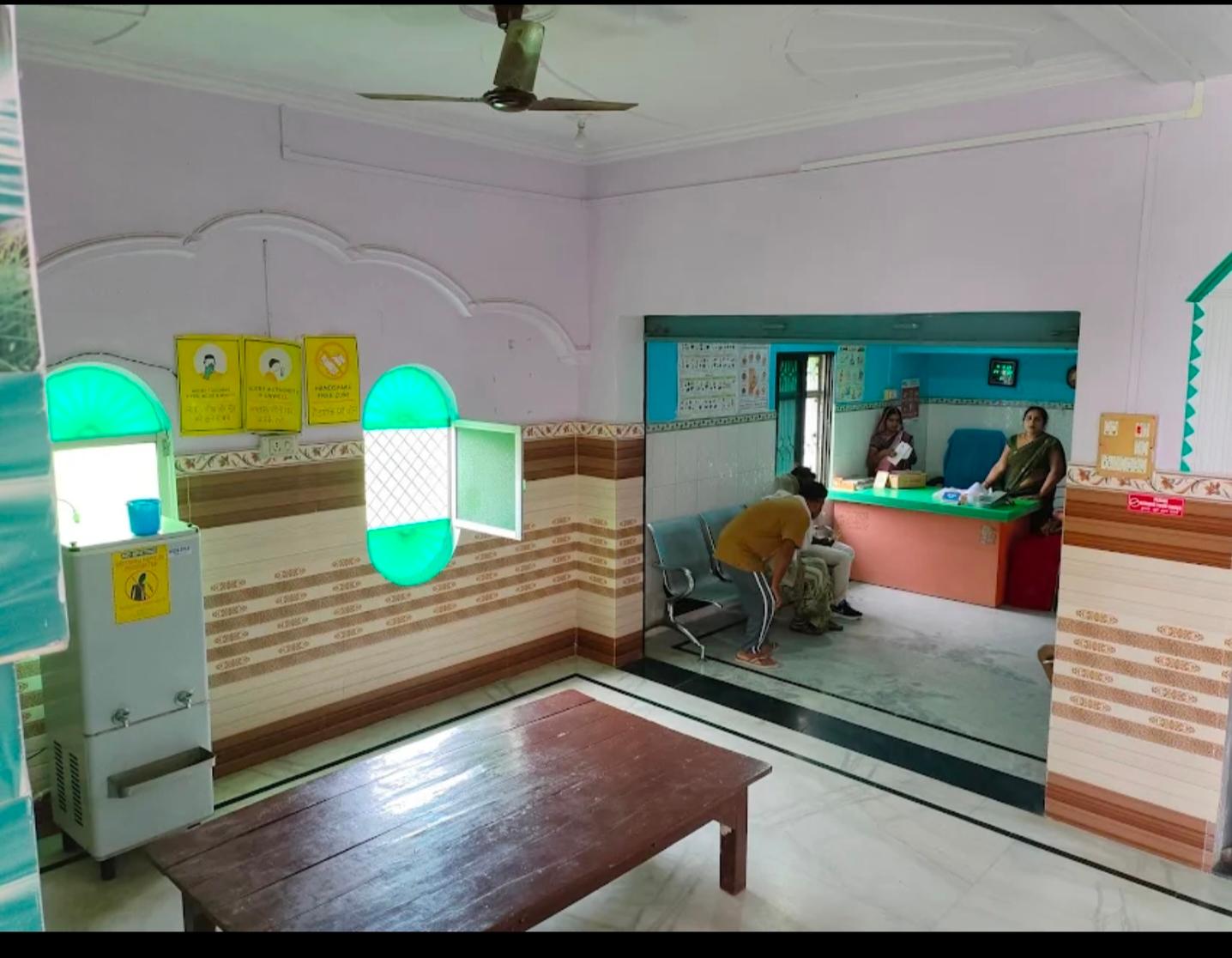 Interior view photo of Anand clinic & hospital (dr. gaur) - Photo 3 at Ahiraula 223221