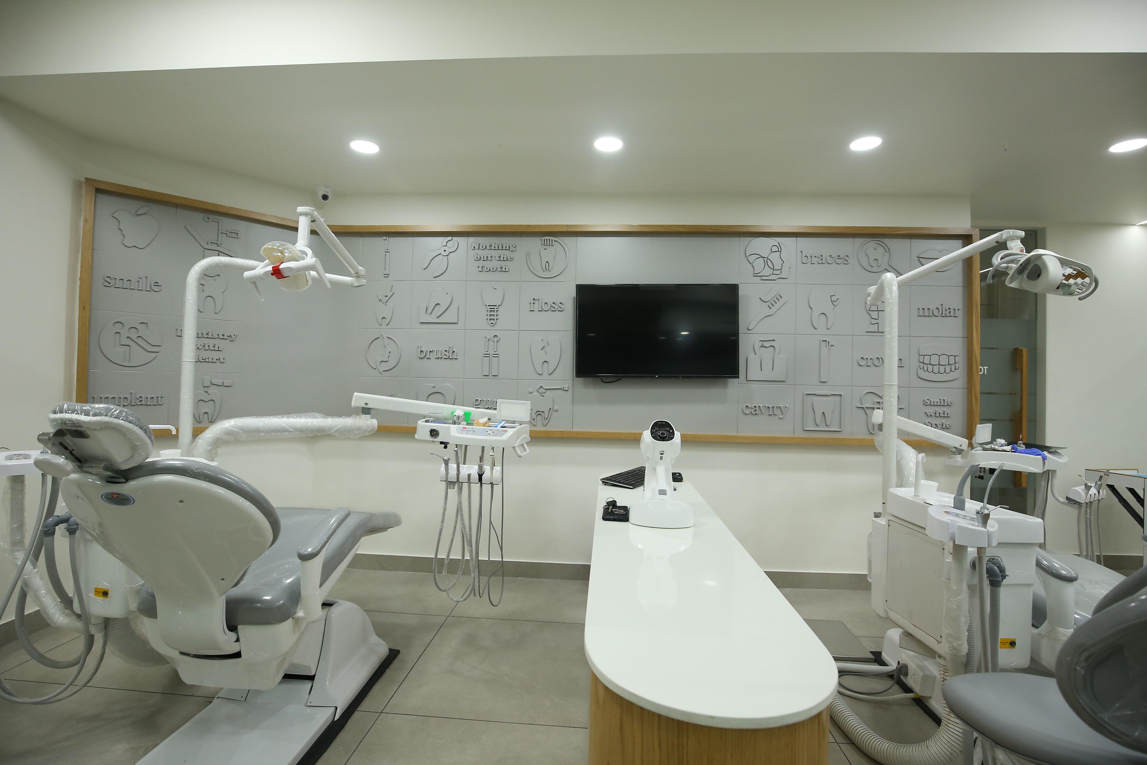 Interior view photo of Sarth Dental Clinic & Maxillofacial Surgery Hospital - Photo 1 at surendranagar 363002