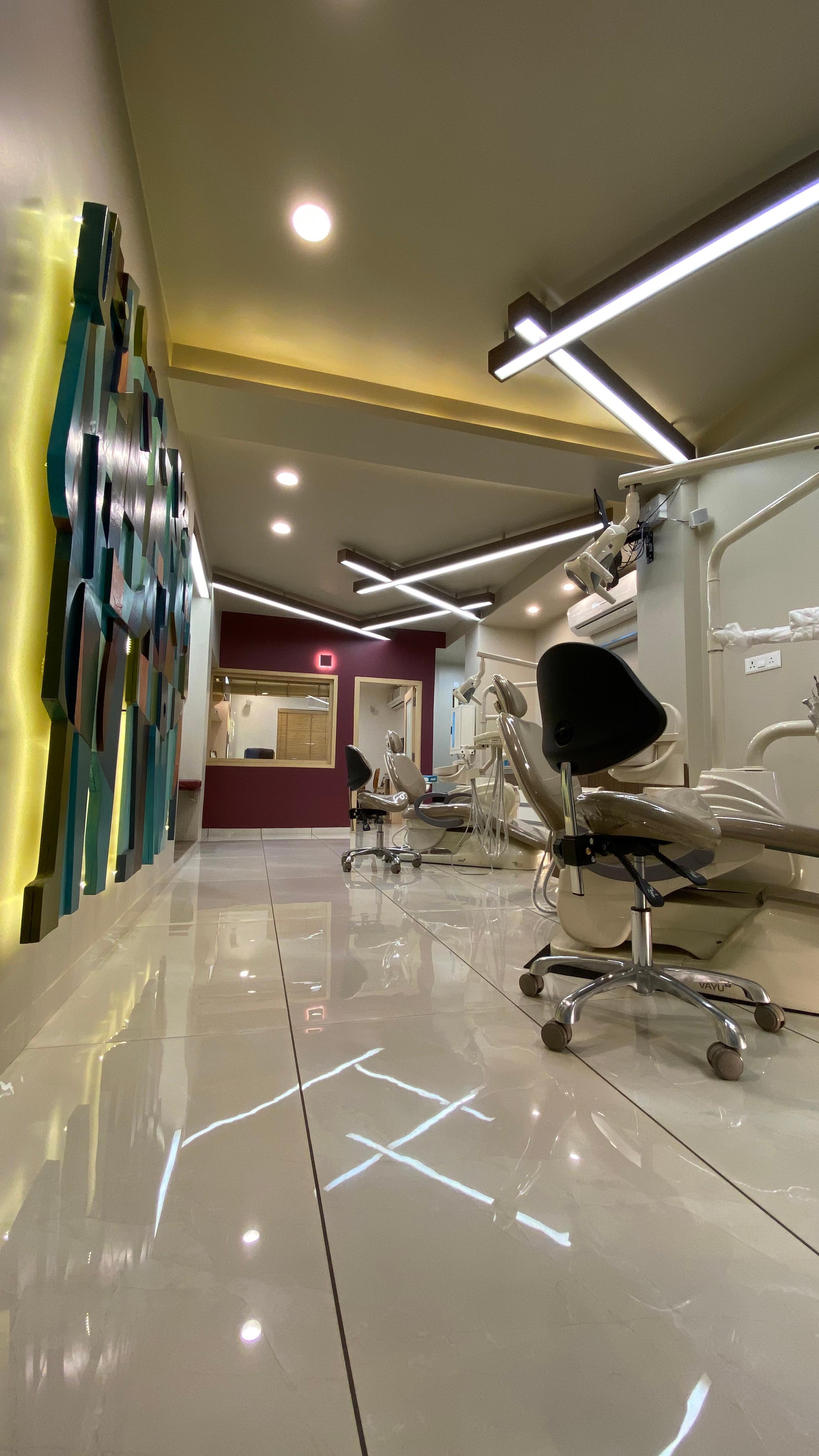 Interior view photo of Nital Aesthetics - Dental Clinic & Implant Centre in Vadodara - Photo 2 at vadodara 390020