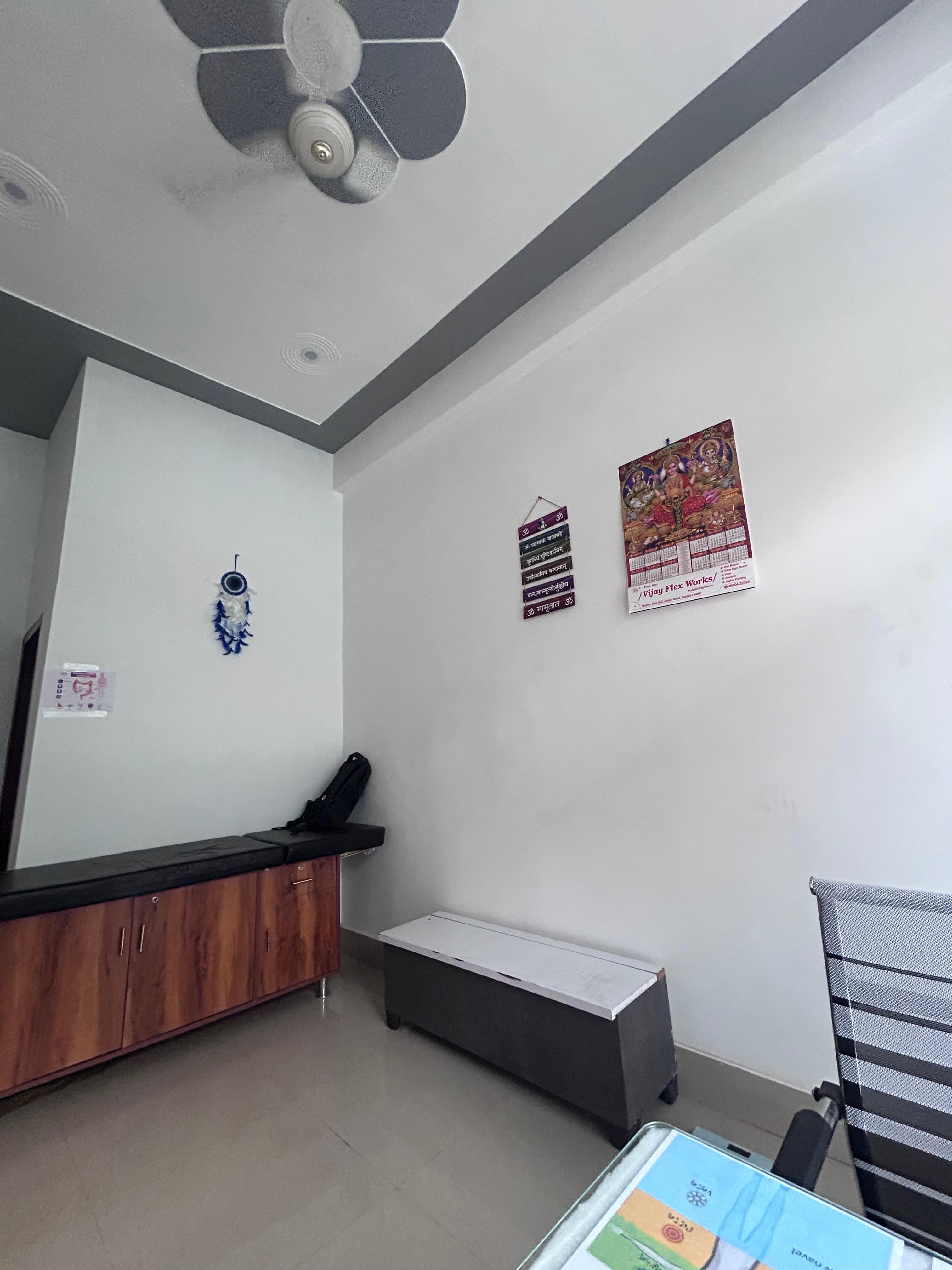 Interior view photo of Dr. Amit Prakriti wellness centre - Photo 3 at rohtak 124001