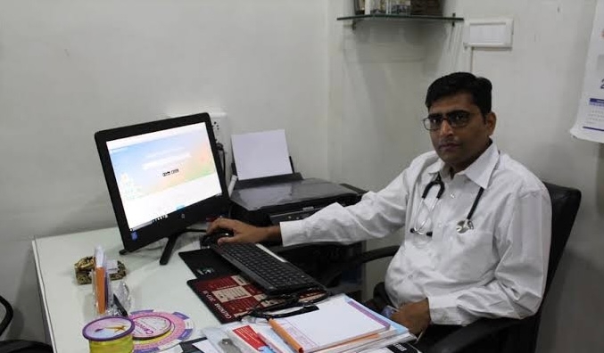 Dr. Manish Pahukar